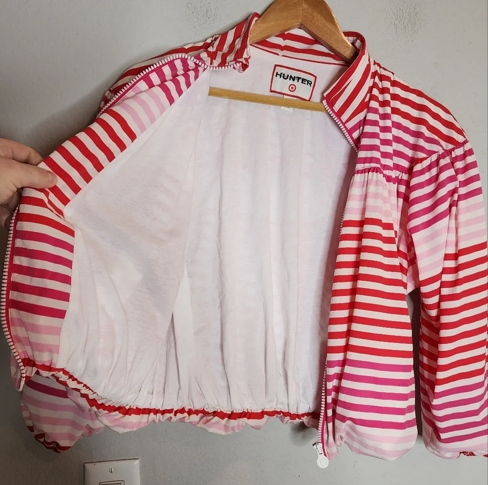 Hunter × Target Pink Stripe Jacket.  Girls size L‎ (10/12)